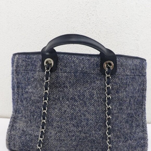 Chanel Medium Deauville Shopping Tote Bag - Picture 9 of 16